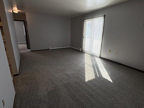 3rd image of 249 Folsom St NW APT 4