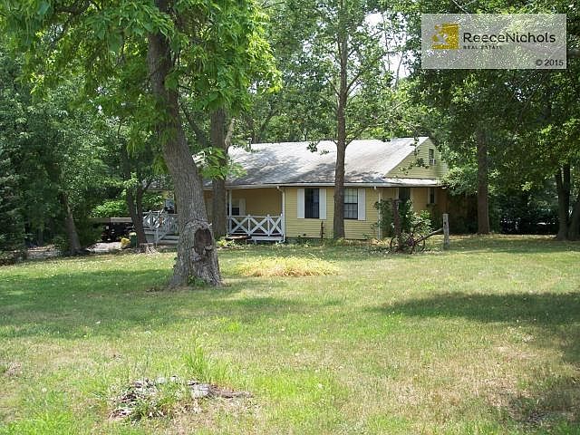 1st image of 620 Edwardsville Dr