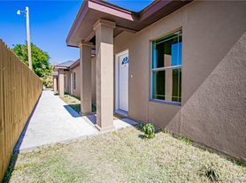 2204 N Dallas Ave, McAllen, TX