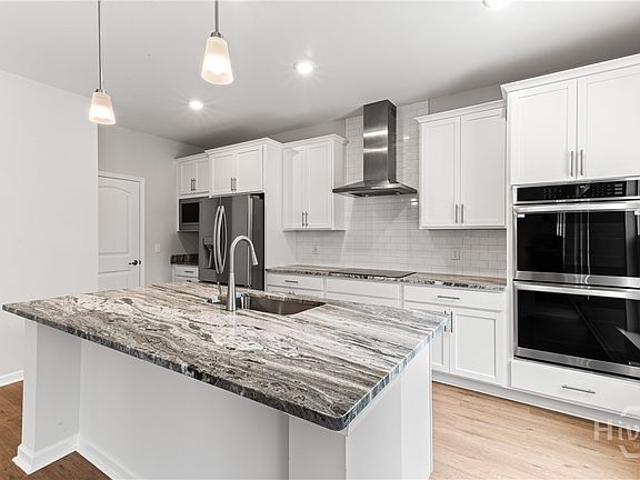 7th image of this home