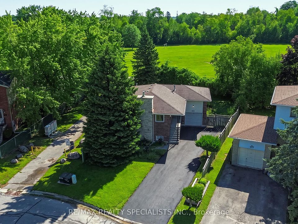 1st image of 29 Campion Ct