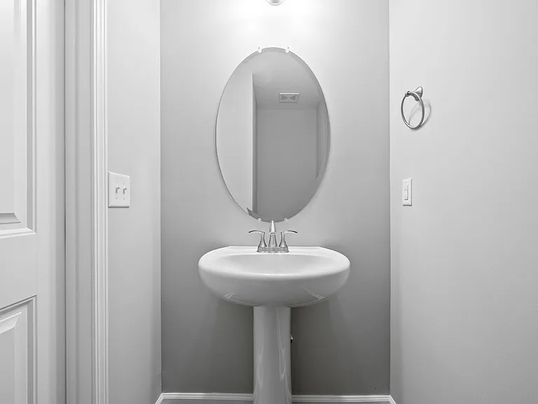 123 Davis Ridge Ln — Photo 13