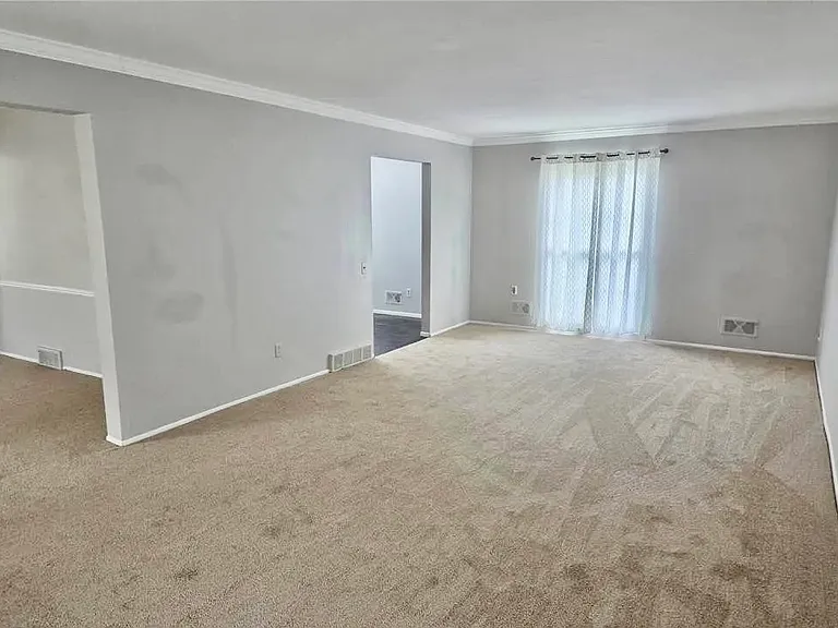5715 Hobnail Cir — Photo 11