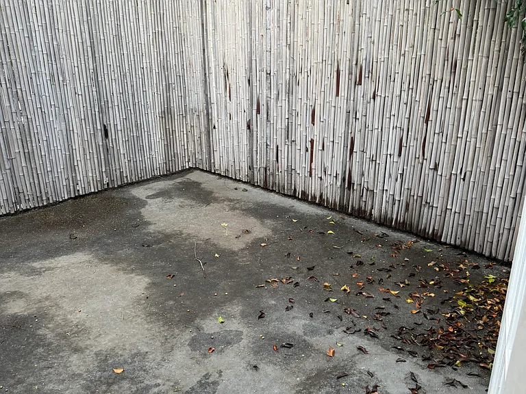 12924 Burbank Blvd #3 — Photo 29