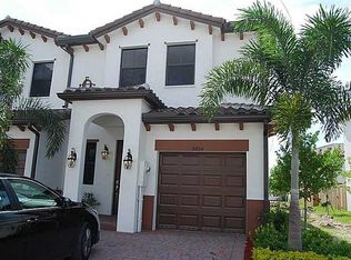 8854 NW 102nd Ct, Doral, FL 33178