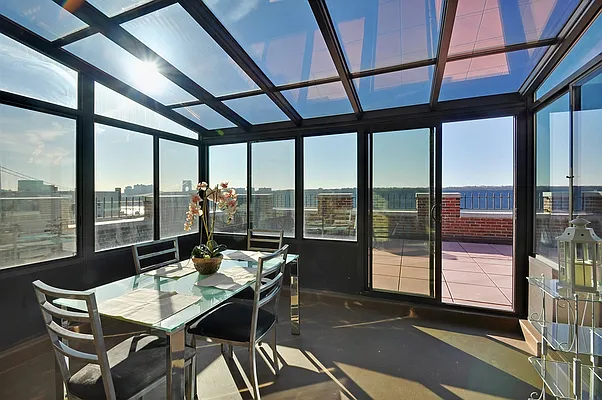 Sold by Corcoran | media 21
