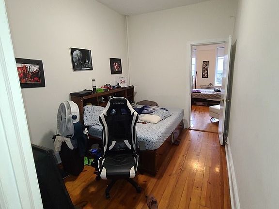 4th image of 2181 Steinway St APT 2R