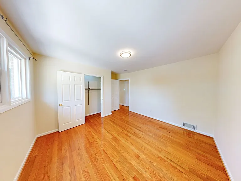 2518 Harmon Rd — Photo 9