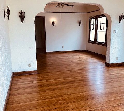 5th image of 2817 Buckingham Rd APT 3