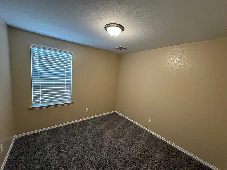 5040 Andrew Jorel Dr — Photo 7