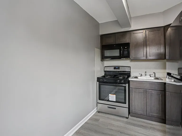 Mandela Apartments — Photo 7