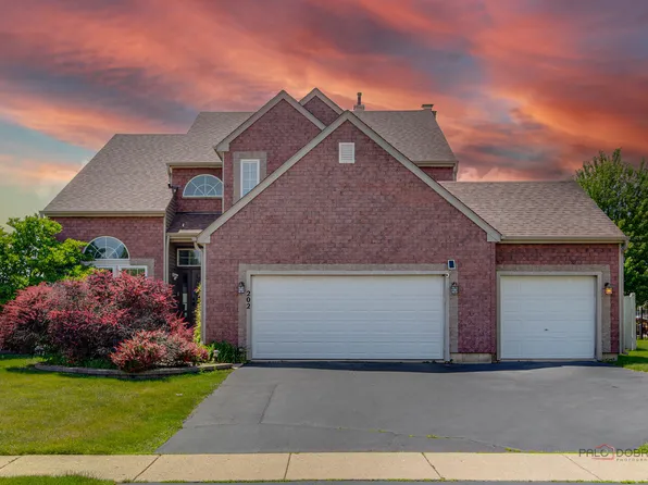 202 Dallas Dr, Bartlett, IL 60103