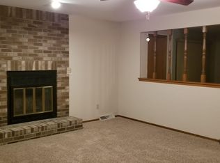 18850 Emerald Dr, Brookfield, WI 53045