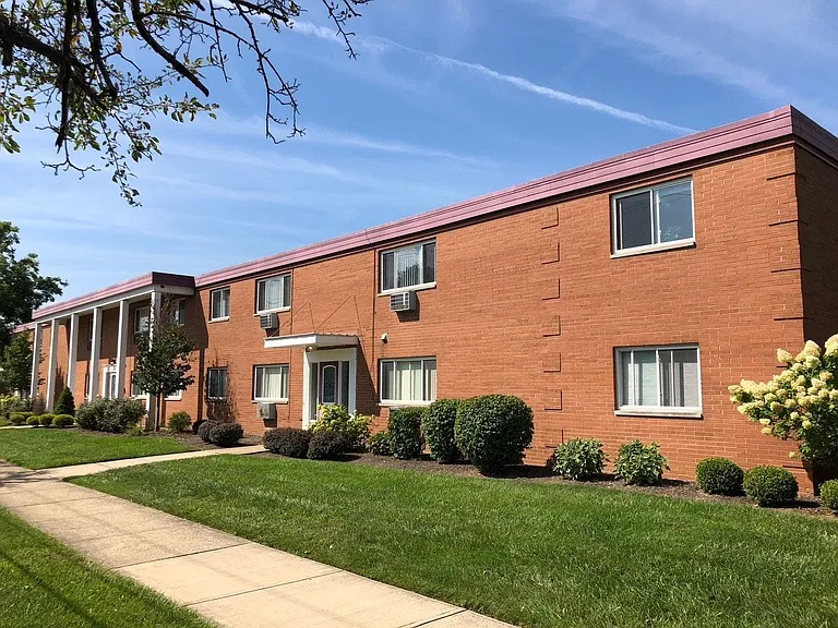 Maple Highlands Apartments — Photo 22
