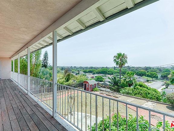 4th image of 1326 Sunset Ave