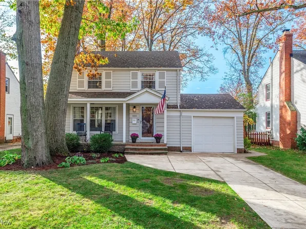 522 Oakmoor Rd, Bay Village, OH 44140