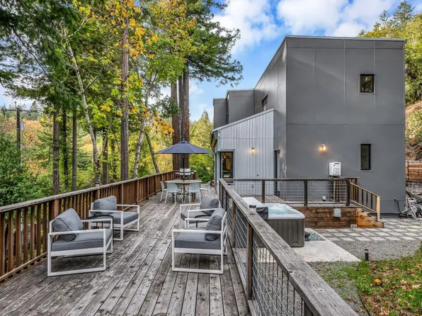 2563 Mill Creek Road, Healdsburg, CA 95448