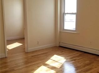 3433 96th St, Corona, NY 11368