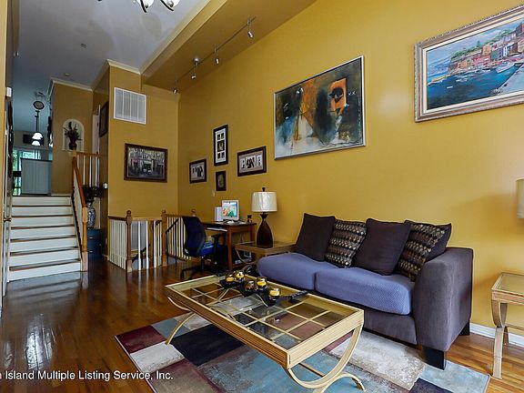 5th image of 18A Layton Ave