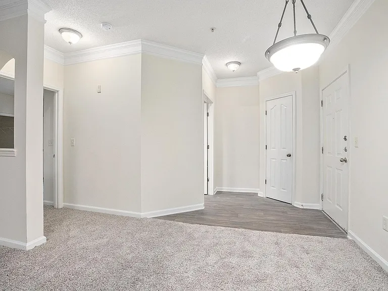 Ridgewalk Apartments — Photo 20