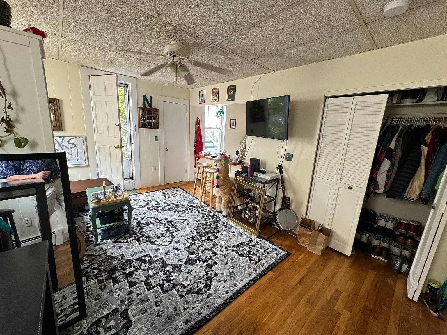 1 bed, 1.0 bath, $2,395 — Photo 2