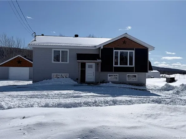 2104 Commerciale St, Haut Madawaska, NB E7A 1B4