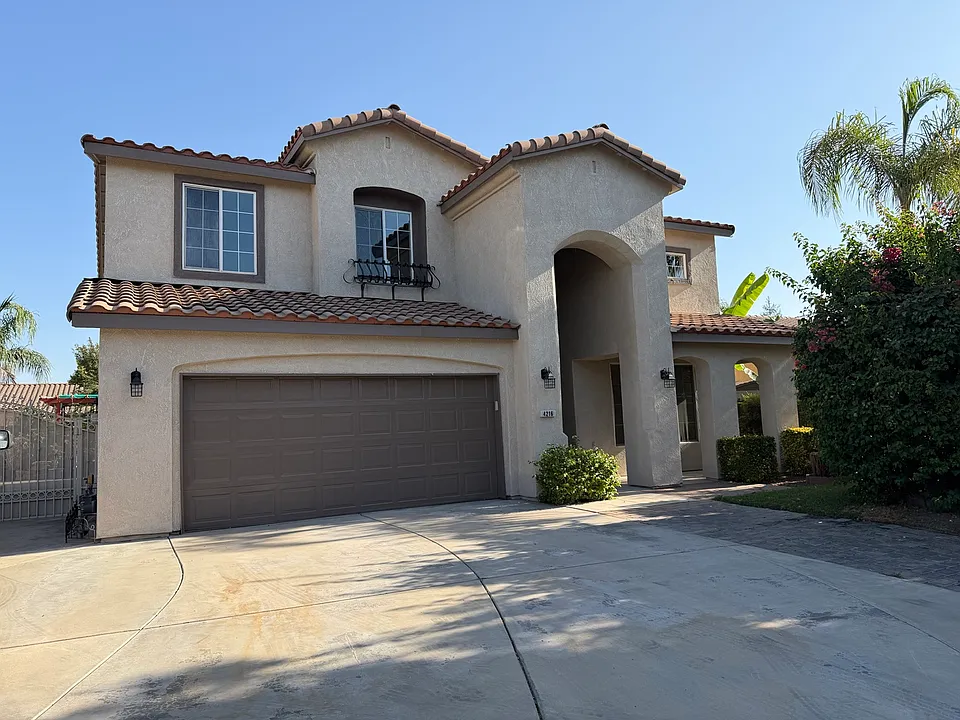 4216 W Harold Ct