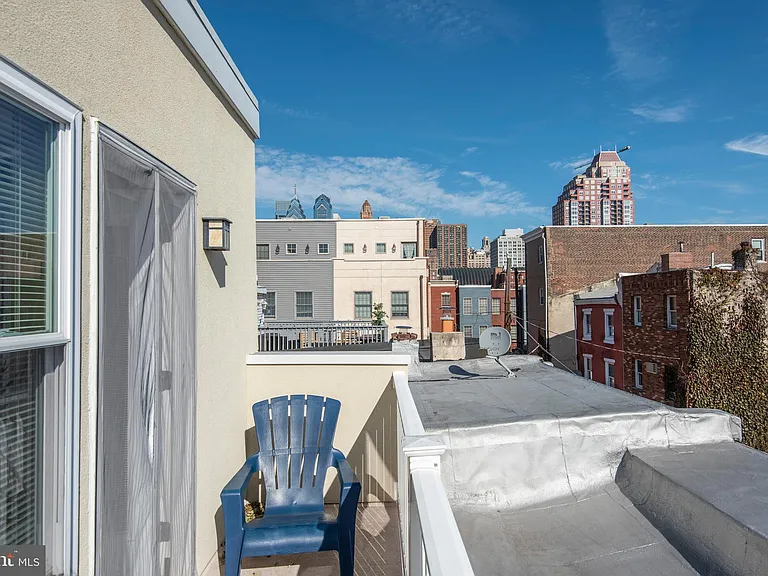 714 S Hicks St — Photo 28