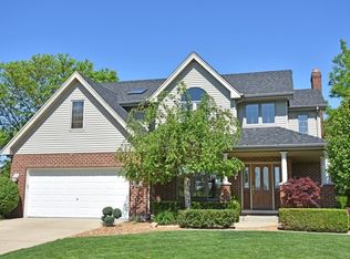 16440 W Shawnee Dr, Lockport, IL 60441