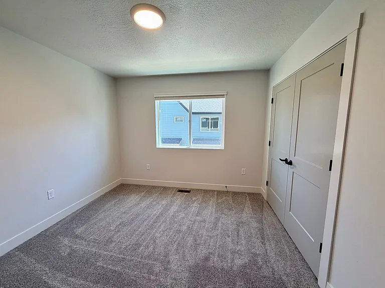 2717 W 2775 N #143 — Photo 15