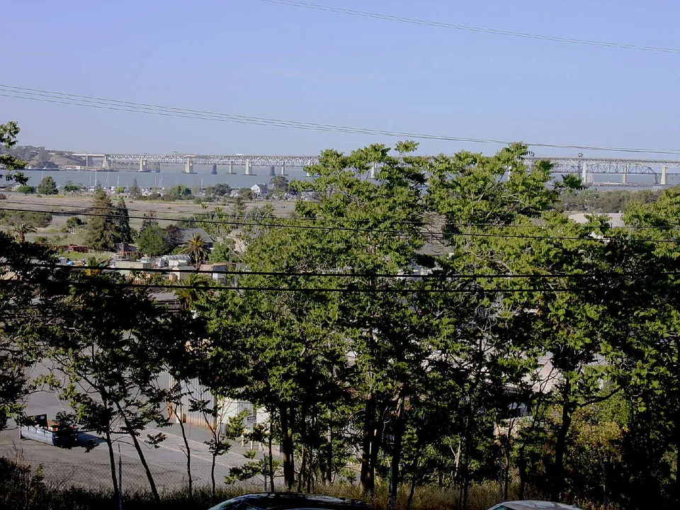 50 Carquinez Scenic Dr #4