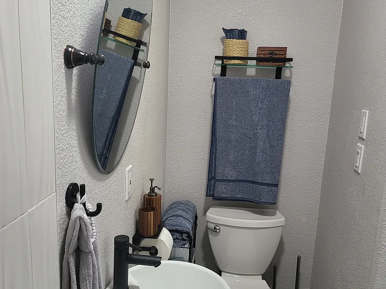 Bathroom_10262023