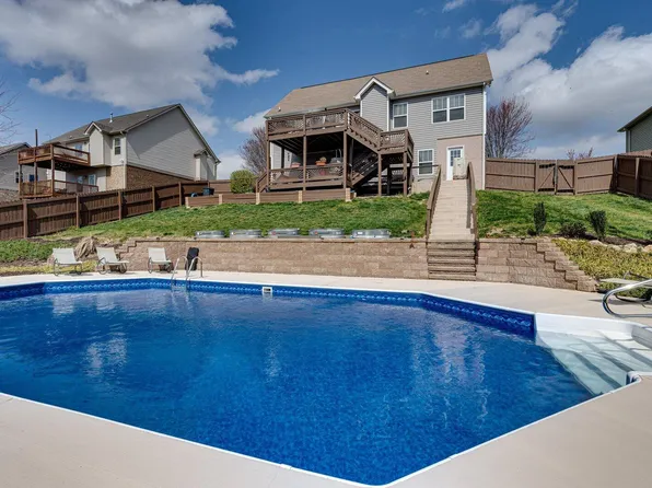 7348 Landlock Dr, Ooltewah, TN 37363