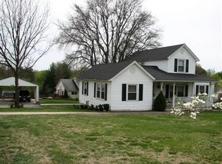 1396 Mount Cross Rd, Danville, VA 24540