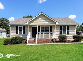 1418 Old Hickory Dr, Greensboro, NC 27405