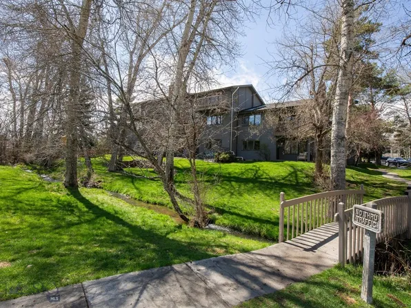 2200 W Dickerson St APT 32, Bozeman, MT 59718