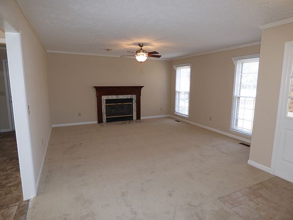 5th image of 2122 Winthorne Ln