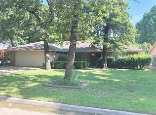 7213 NW 31st St, Bethany, OK 73008