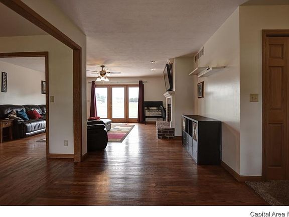 3rd image of 30570 Abby Ln