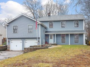 1160 Pine St, Batavia, IL