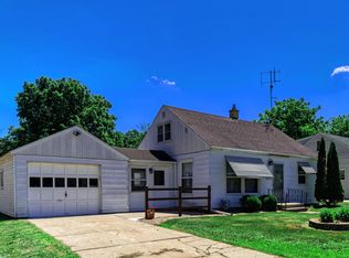 2745 Wisconsin St, Sturtevant, WI 53177