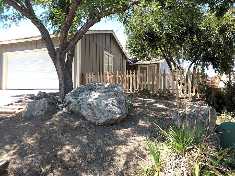 New front fencing just installed.