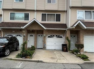 96 Church Ave, Staten Island, NY 10314