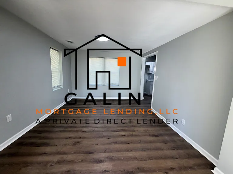 602 W 61st St — Photo 7