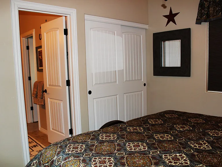 1074 Gleneagles Dr — Photo 30