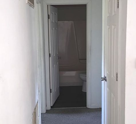 5th image of 104 S Prettyman St Unit 5