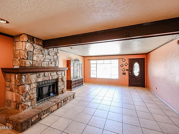 2nd image of 3201 W Sierra Vista Drive
