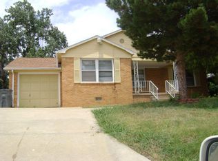 2209 NW Williams Ave, Lawton, OK 73505