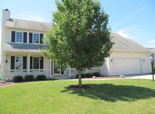 15127 S Harbourside Dr, Fort Wayne, IN 46814