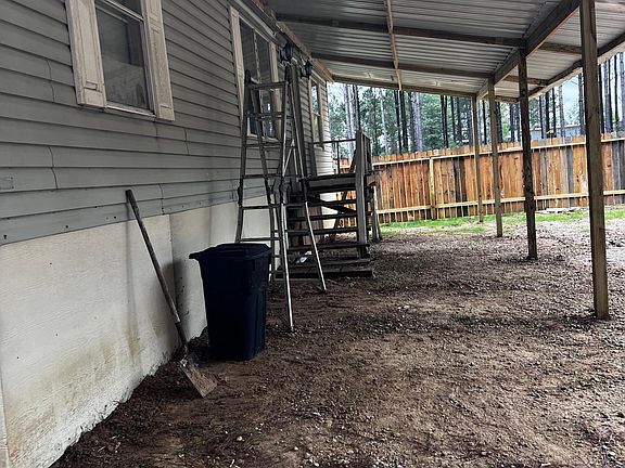 3rd image of 1217 County Road 3540